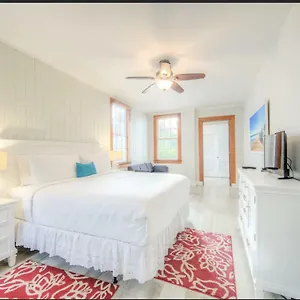 The Bartlum-luxurious Apartment
